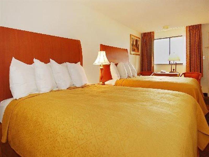 Quality Inn & Suites Bakersfield Dış mekan fotoğraf