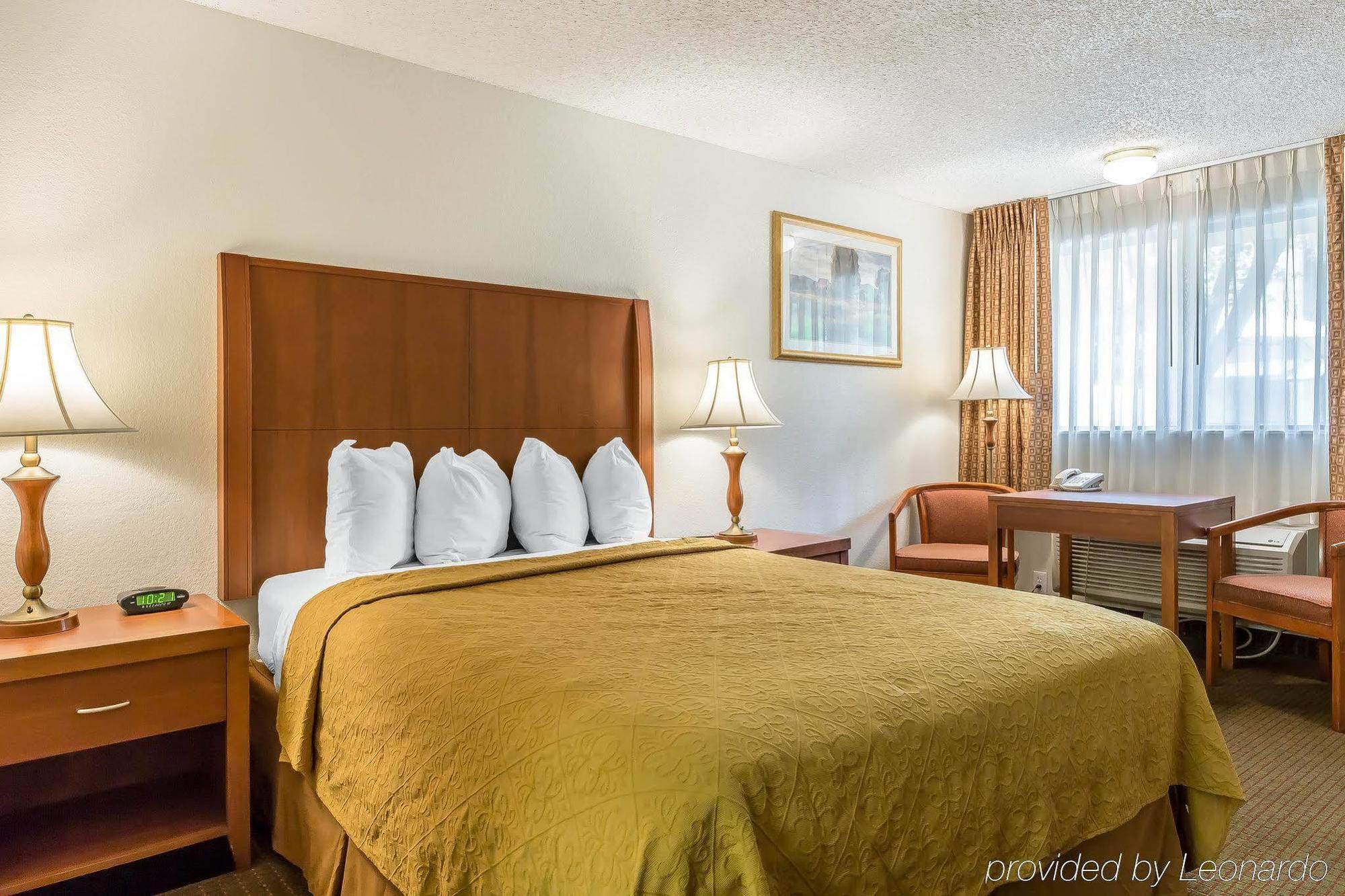 Quality Inn & Suites Bakersfield Dış mekan fotoğraf