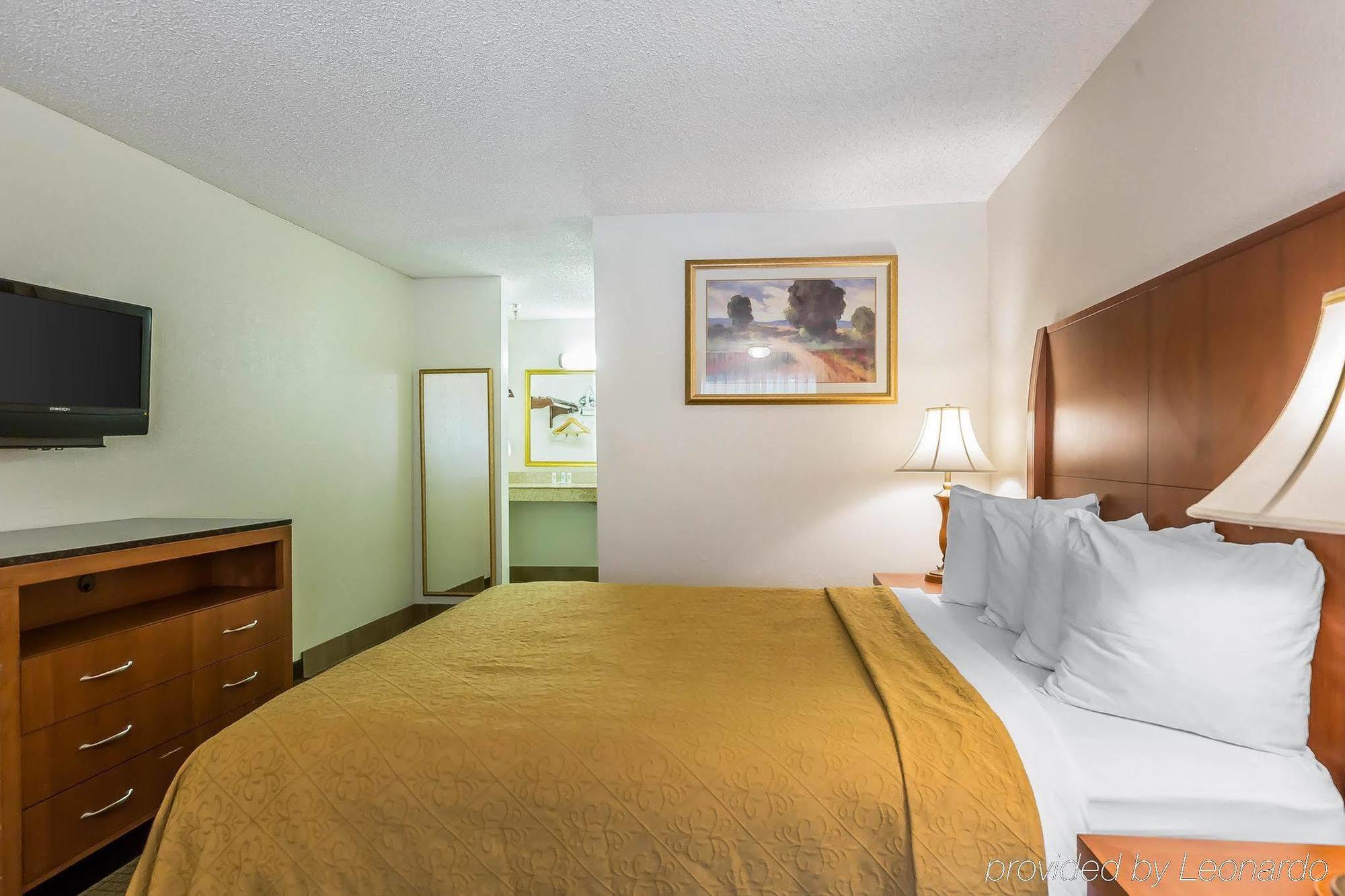 Quality Inn & Suites Bakersfield Dış mekan fotoğraf
