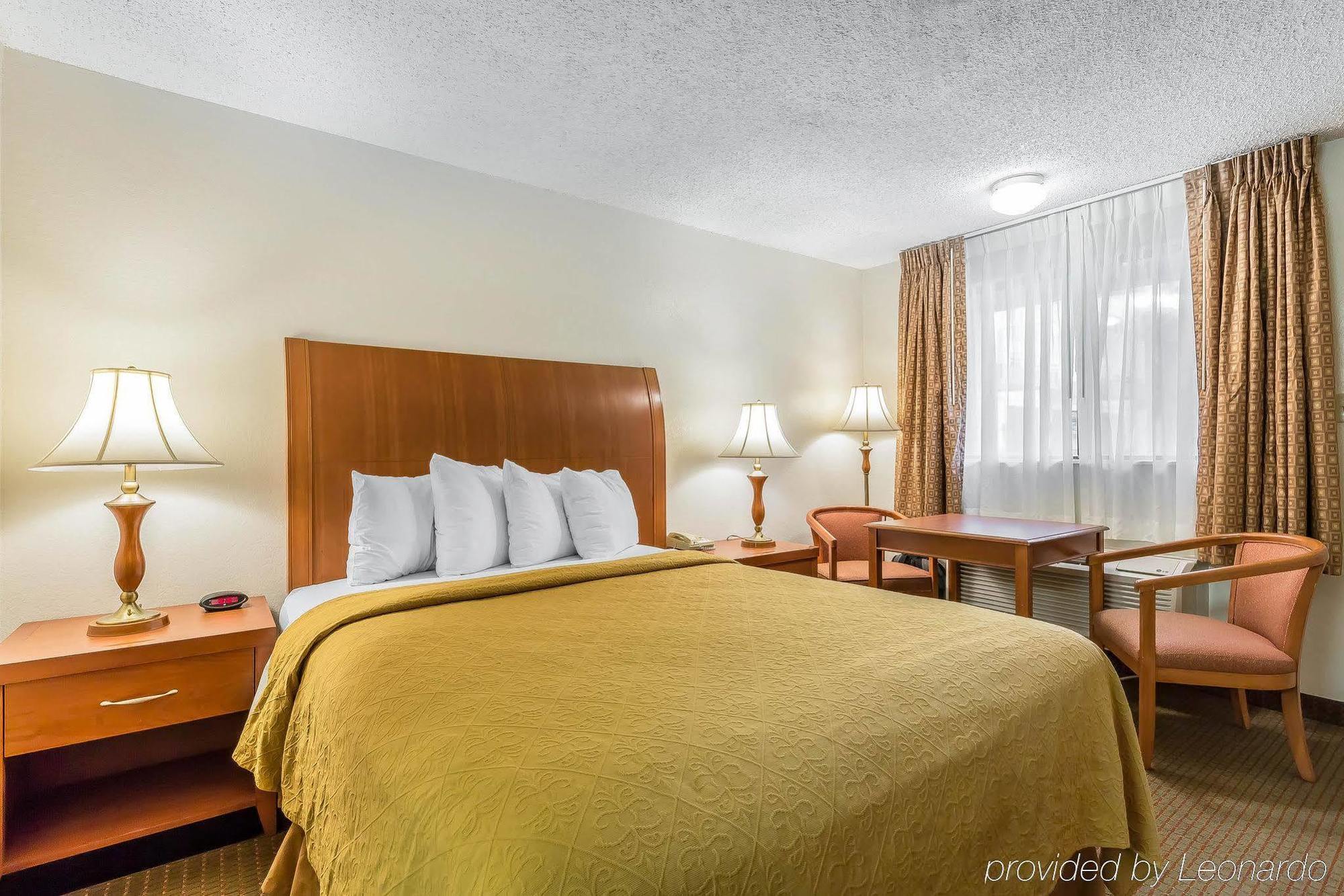 Quality Inn & Suites Bakersfield Dış mekan fotoğraf