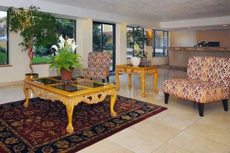 Quality Inn & Suites Bakersfield Dış mekan fotoğraf